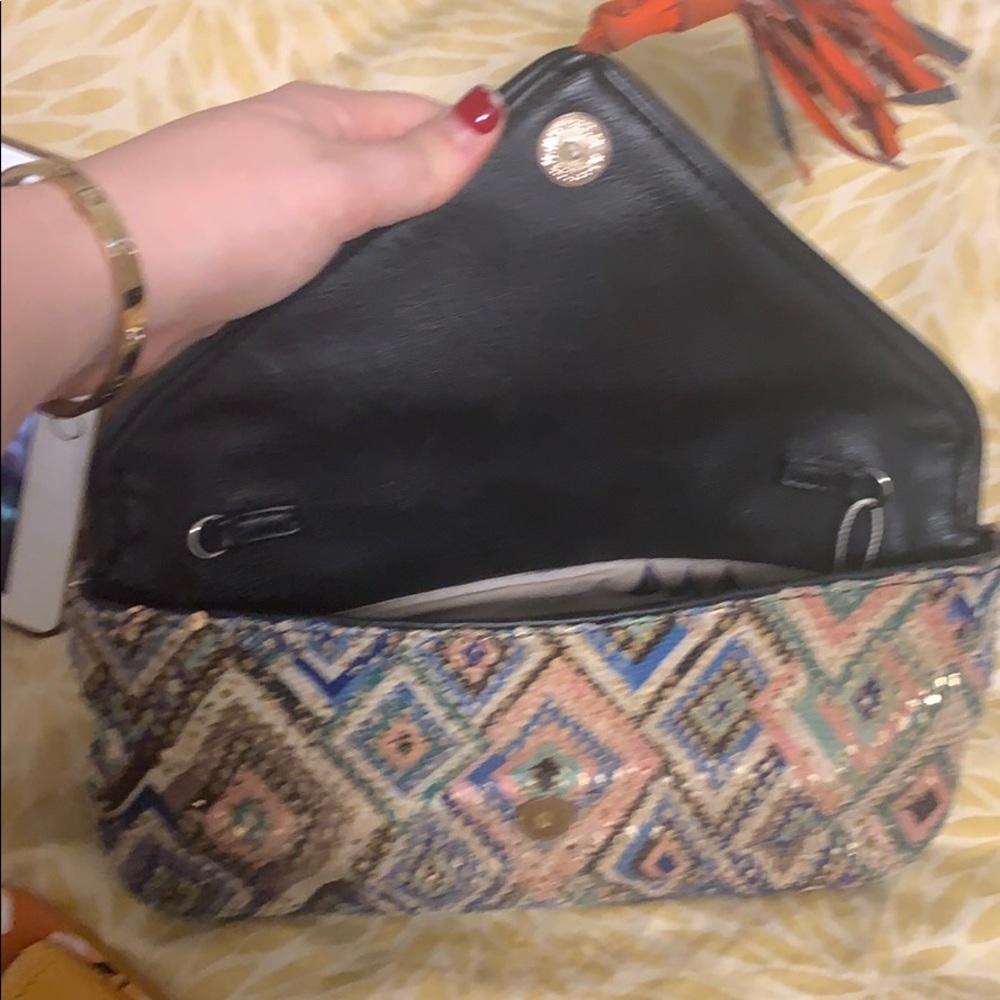 Fun Pattern Clutch - image 4